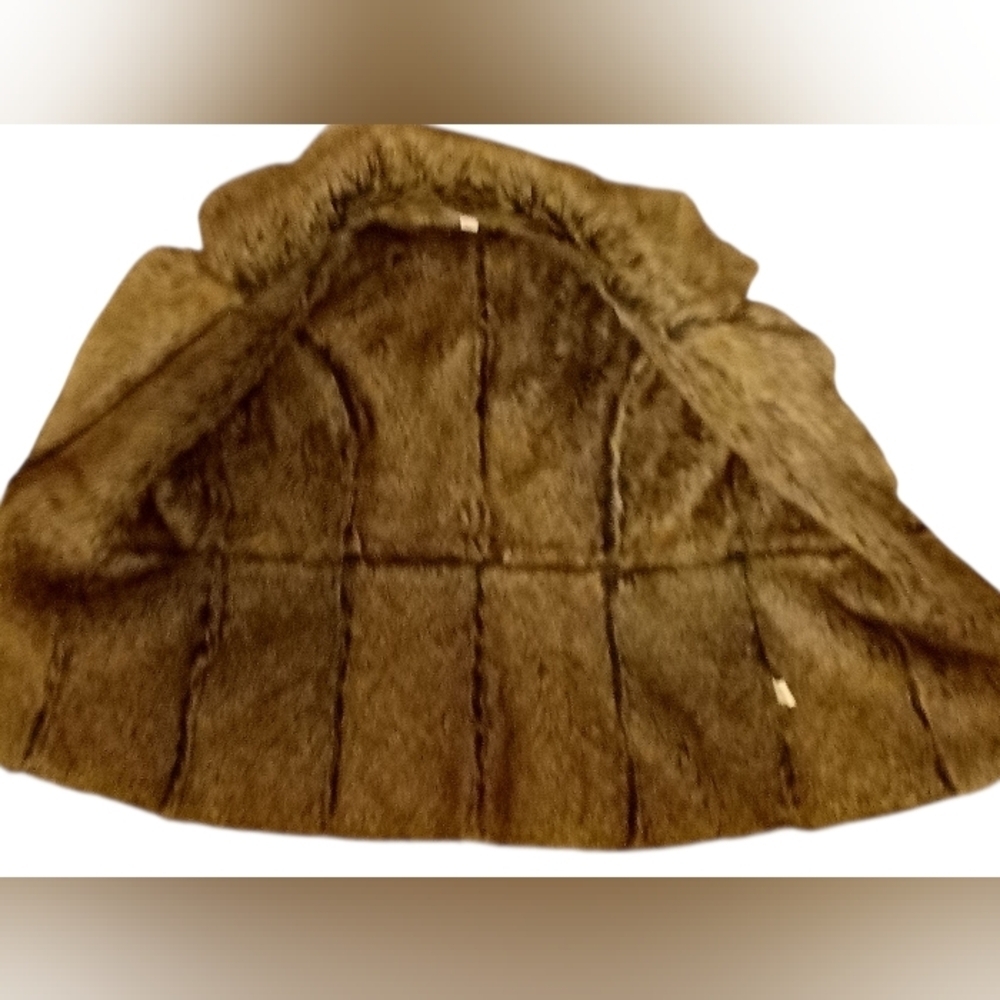 Fever -Vintage Faux Fur, Full Vest Polyester Suede, Size L Tan, 1 Button Closure - Picture 10 of 16